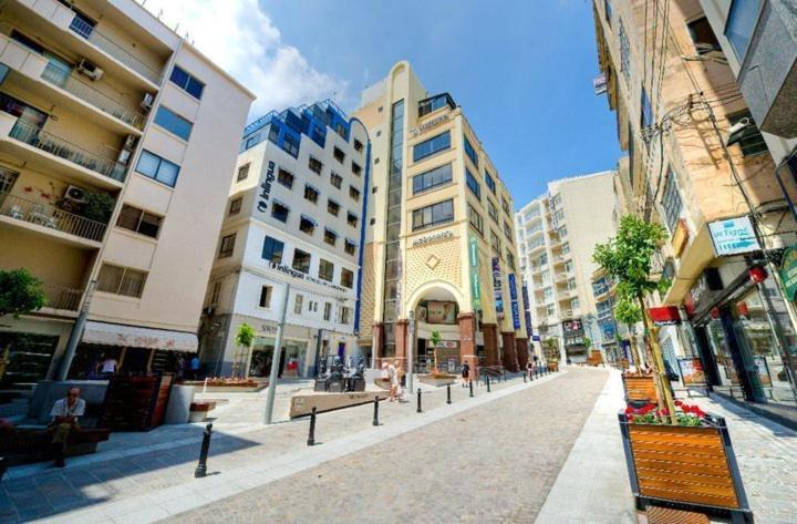 Deluxe Apartment With Valletta And Harbour Views Sliema Dış mekan fotoğraf