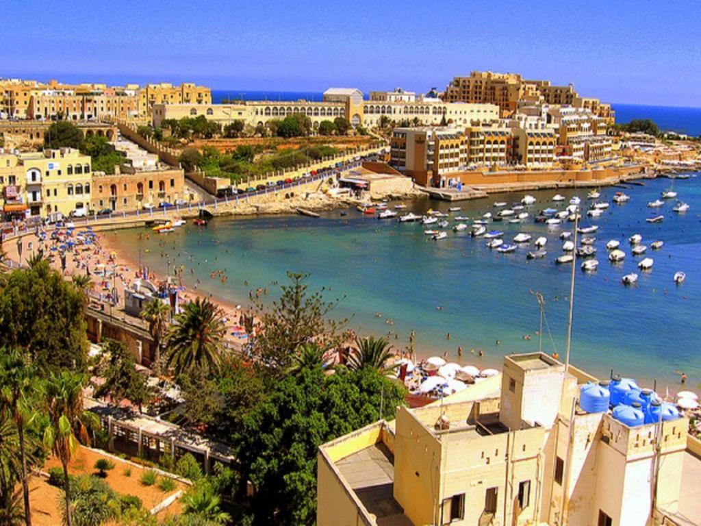 Deluxe Apartment With Valletta And Harbour Views Sliema Dış mekan fotoğraf